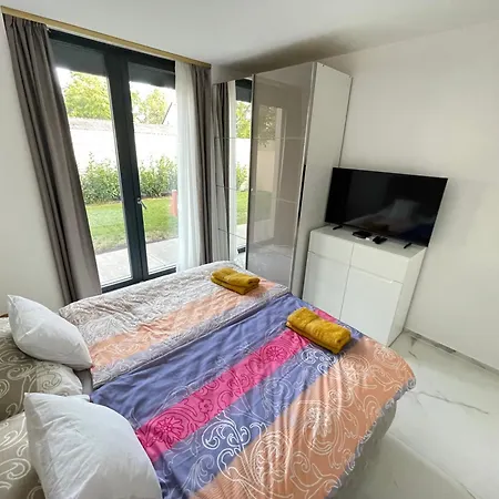 Luxury In Balatonalmadi, Almadi Lux Iii - Pure Gold Balatonalmadi