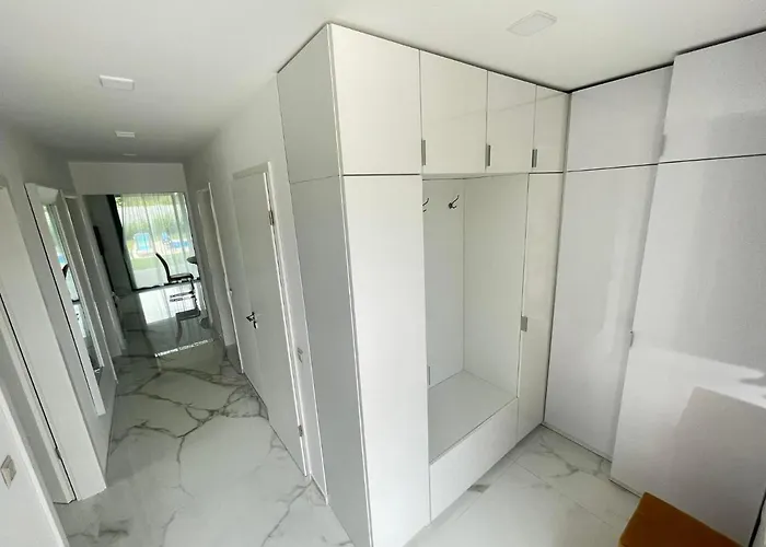 Luxury In Balatonalmadi, Almadi Lux Iii - Pure Gold Balatonalmádi