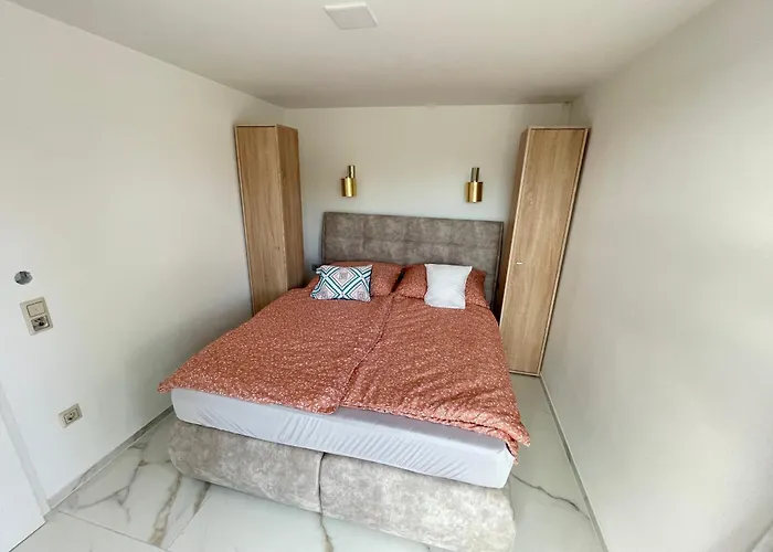 Luxury In Balatonalmadi, Almadi Lux Iii - Pure Gold Appartement