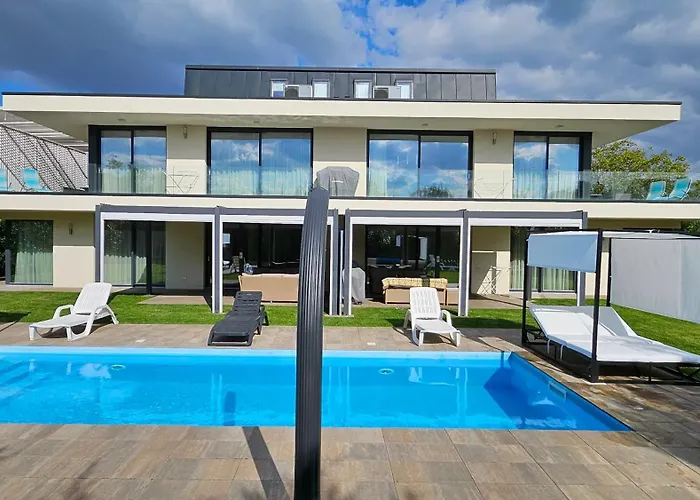 Luxury In Balatonalmadi, Almadi Lux Iii - Pure Gold *