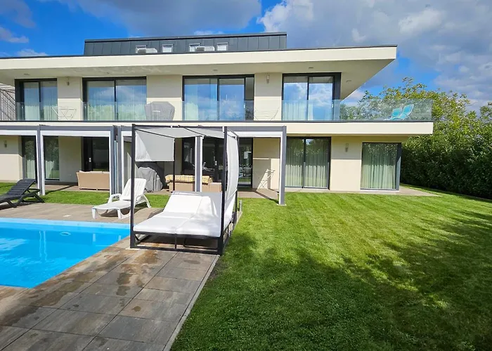 Luxury In Balatonalmadi, Almadi Lux Iii - Pure Gold